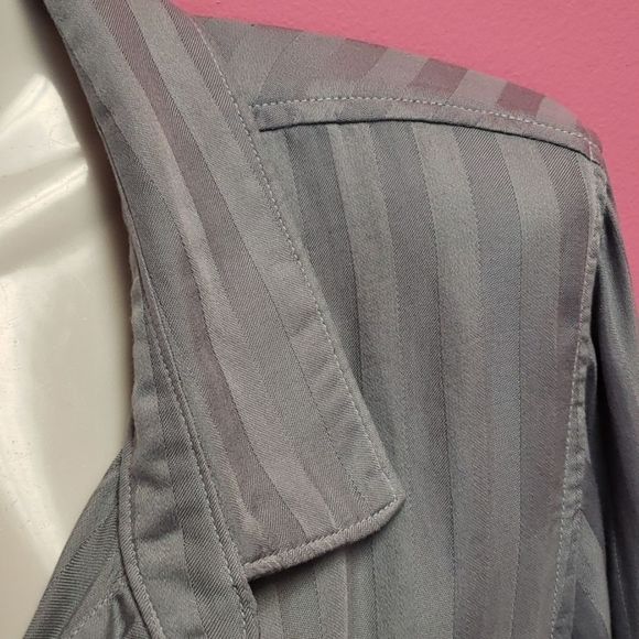 NWOT 💕💕Anthropologie Blue Shirt Blouse Top - Picture 7 of 12